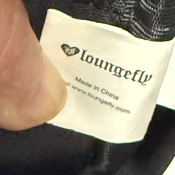 LOUNGEFLY HARRY POTTER HUFFLEPUFF BADGER 13" BACKPACK BLACK YELLOW DISNEY SCHOOL - Picture 14 of 14